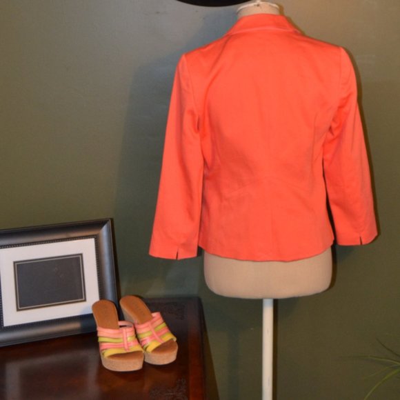 The Limited Blazer Bundle - Picture 10 of 13